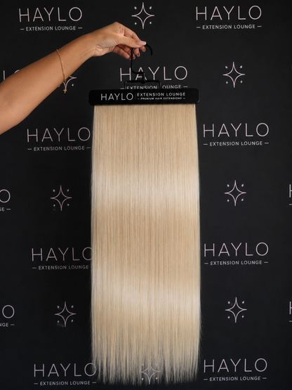 Classic Blonde 24 inch 7 Piece Clip in Set