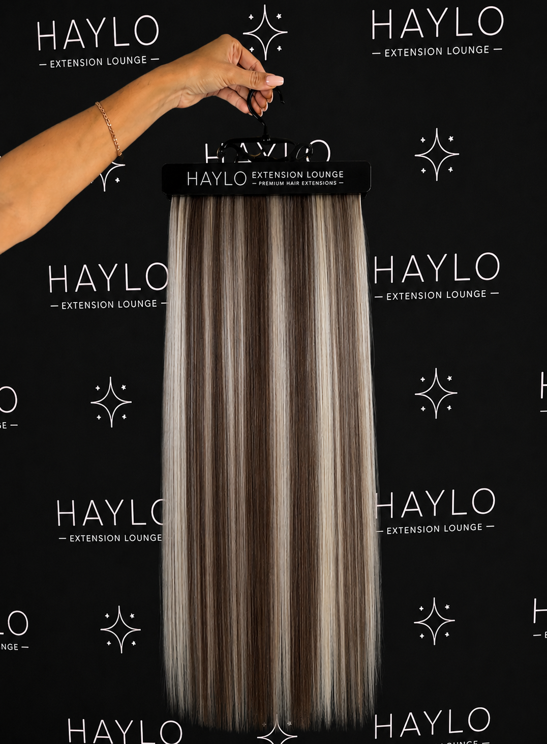 Iced Latte 24 inch 7 Piece Clip in Set